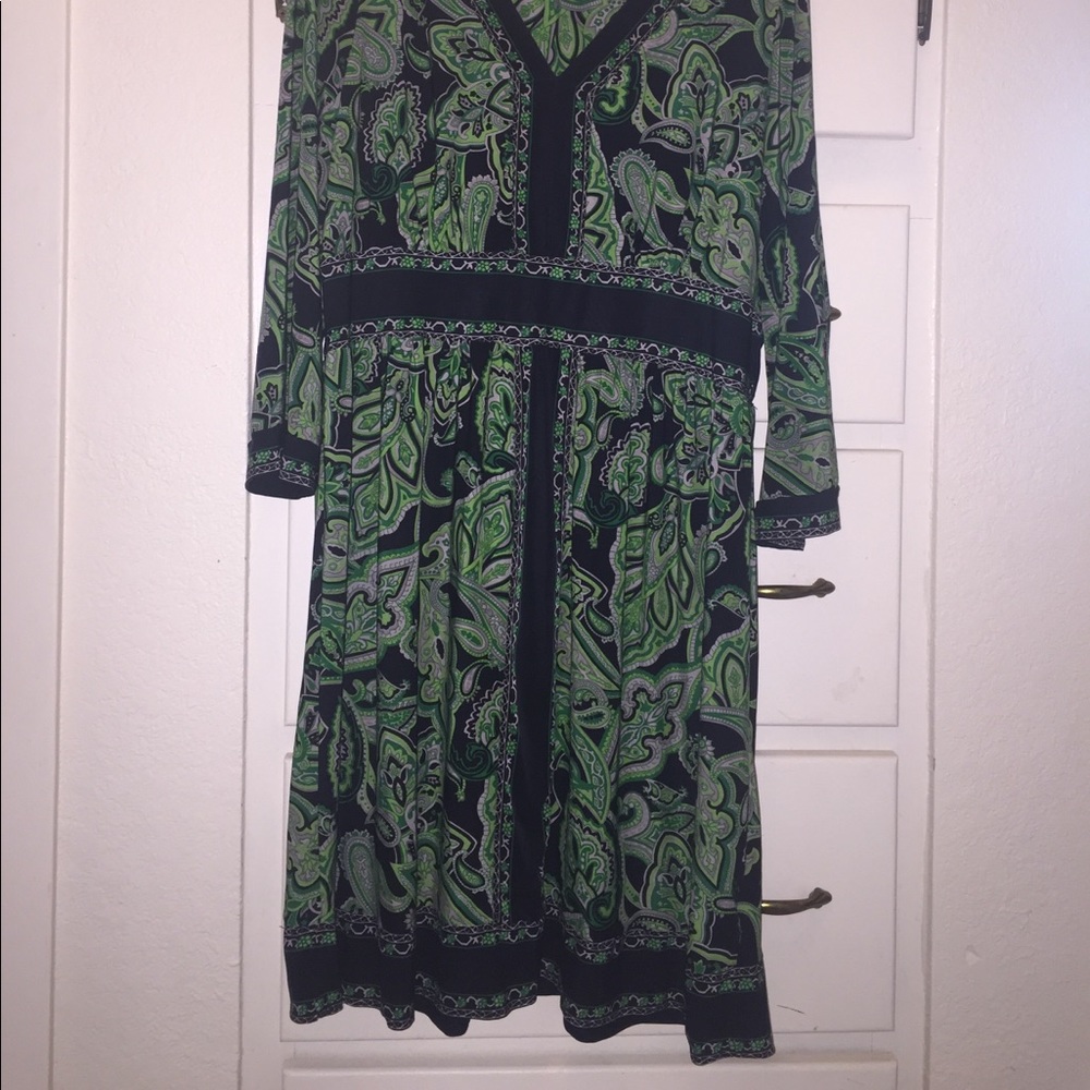 Dress - Picture 4 of 4